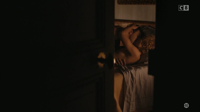 Cécile de France nude – Un secret (2007)