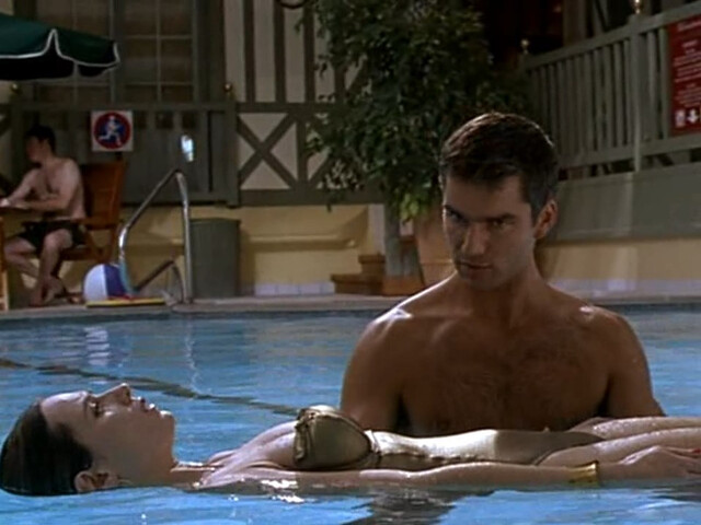 Cécile De France nude – Just Trust (La Confiance règne) (2004)