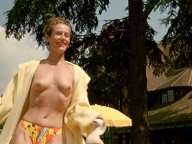 Cecile de France nude – Moi César, 10 ans 12, 1m39 (2003)