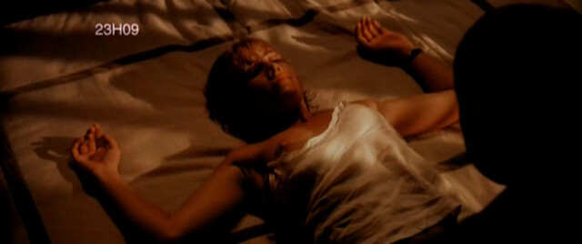 Cecile de France nude – L'Art (délicat) de la séduction (2001)