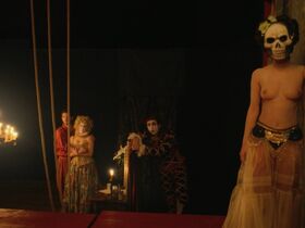 Chloe Py nude, etc – Le Molière imaginaire (2024)