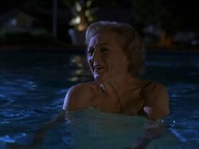 Amy Davidson sexy – Annie's Point (2005)