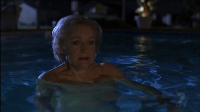 Amy Davidson sexy – Annie's Point (2005)