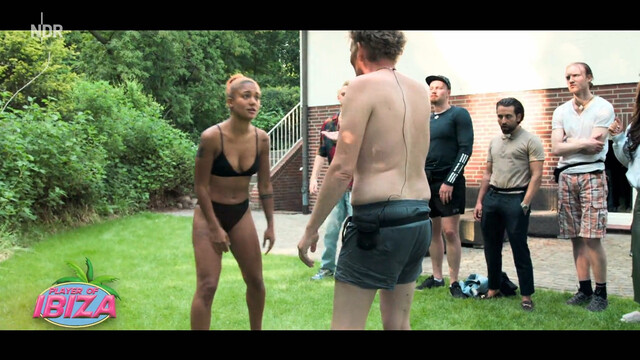 Larissa Sirah Herden sexy – Player of Ibiza s01e02 (2024)