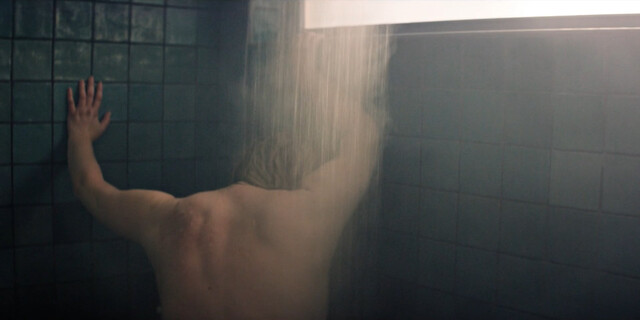 Elisabeth Moss sexy – The Veil s01e03 (2024)