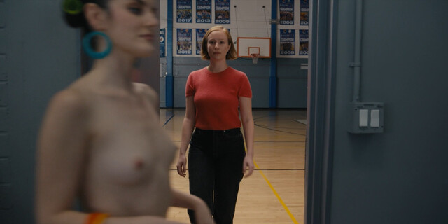 Poppy Liu sexy – Hacks s03e03 (2024)