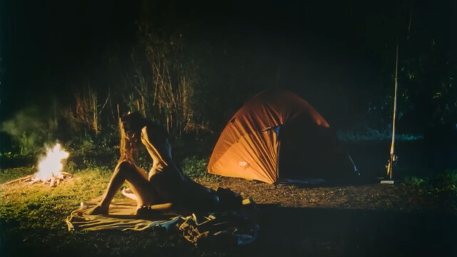 Meda Andreea Victor nude – The Trip - Excursia (Insula) (2021-2022)