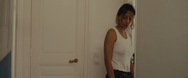 Nora Arnezeder nude – L'enfant du paradis (2022)