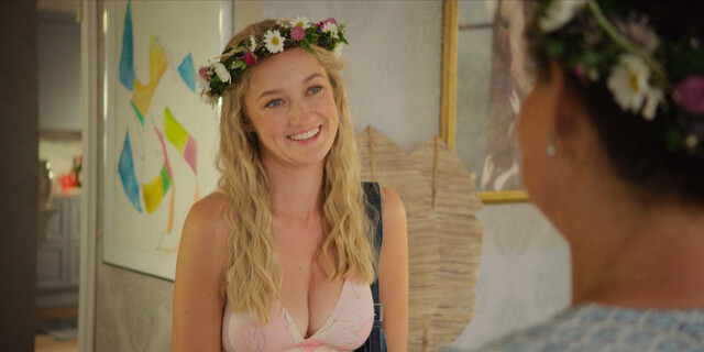 Fanny Klefelt sexy – Midtsommernatt s01e01 (2024)