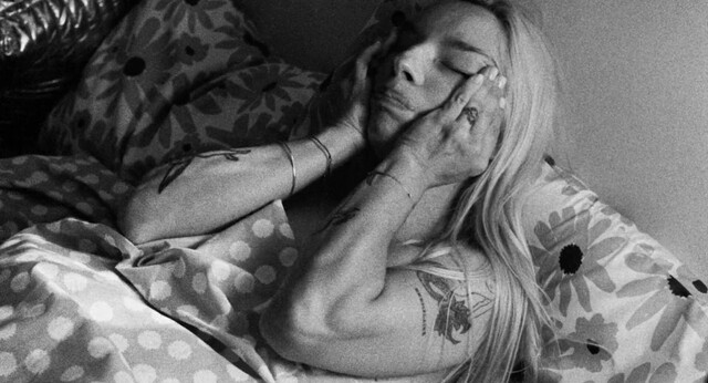 Ilinca Manolache nude – Do Not Expect Too Much from the End of the World (Nu astepta prea mult de la sfârsitul lumii) (2023)