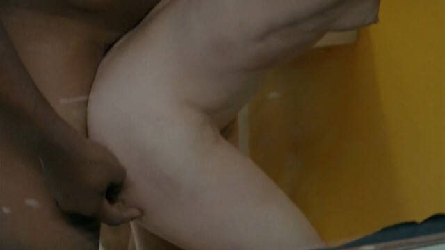 Anne Coesens nude – Le secret (2000)