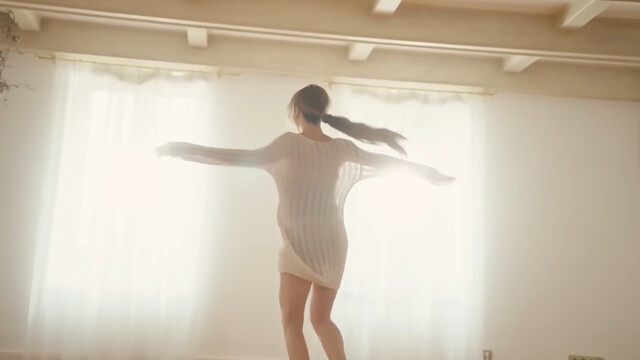 Lucie Vondrácková sexy – Šance (2023)