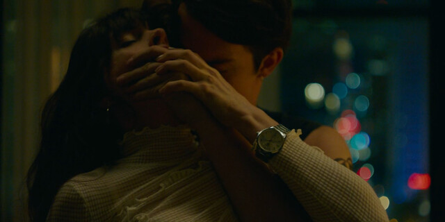 Anne Hathaway sexy – The Idea of You (2024)