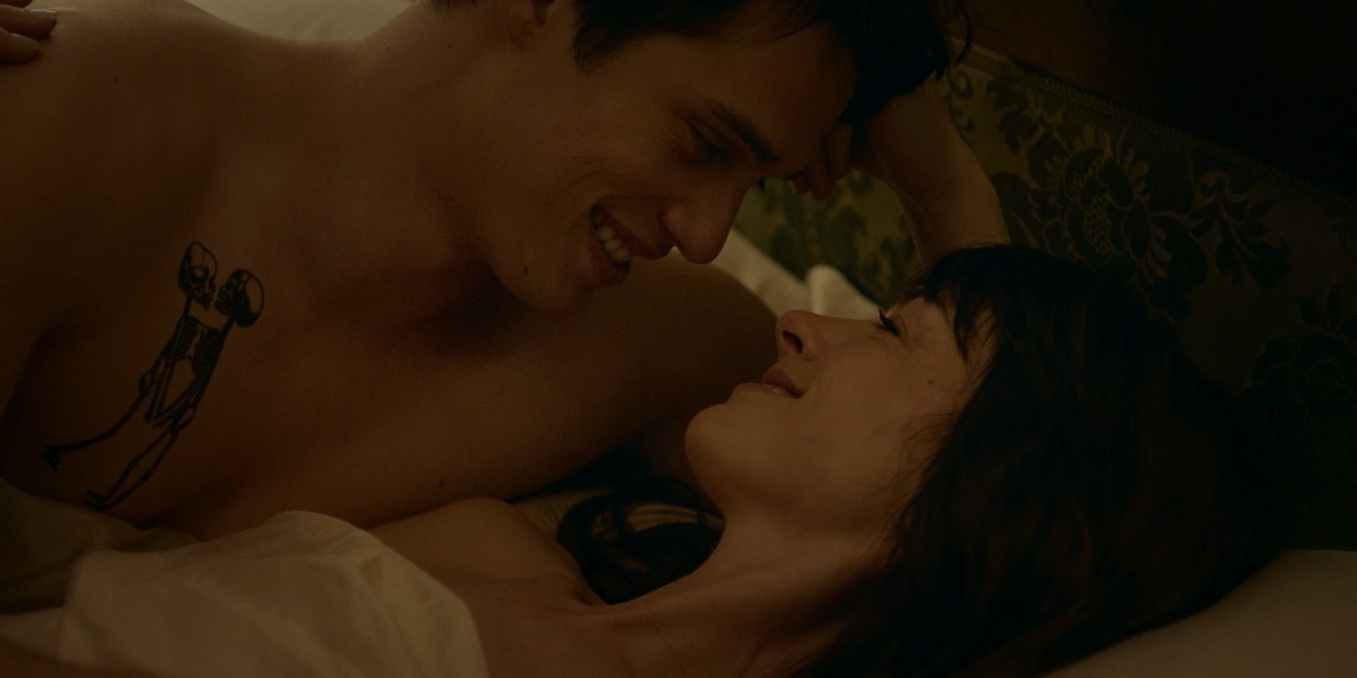 Anne Hathaway sexy – The Idea of You (2024)