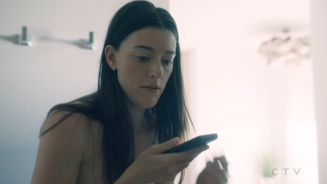 Dolly Lewis sexy – Sight Unseen s01e01e09 (2024)