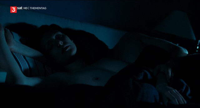 Lavinia Wilson nude – Freigesprochen (2007)