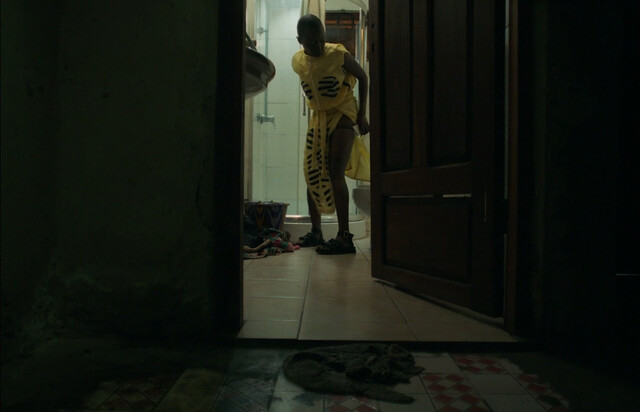 Eliane Umuhire sexy – Omen (Augure) (2023)