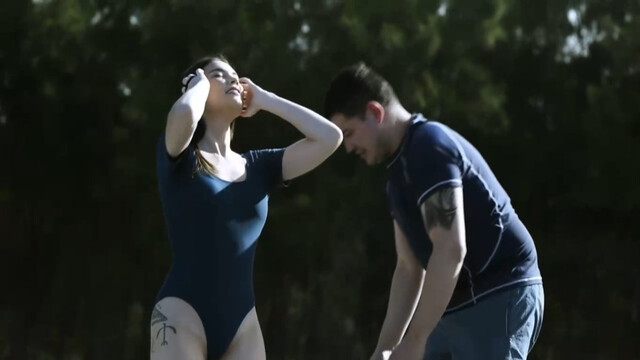 Phoebe Walker sexy – Ikaw at ako (2023)