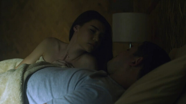 Phoebe Walker sexy – Ikaw at ako (2023)