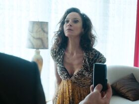 Jeanette Hain sexy – Tödliches Comeback (2018)