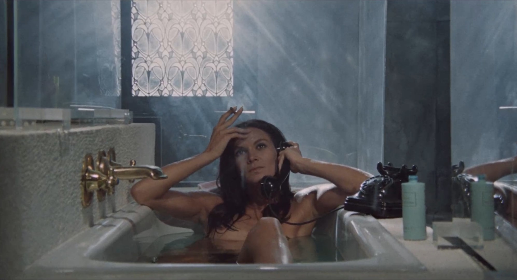 Florinda Bolkan nude – Indagine su un cittadino al di sopra di ogni sospetto (1970)