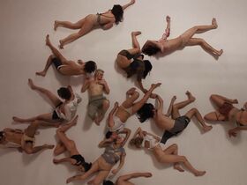 Sonia Roszczuk sexy, etc – Echa grobowych rozwalin (2021)