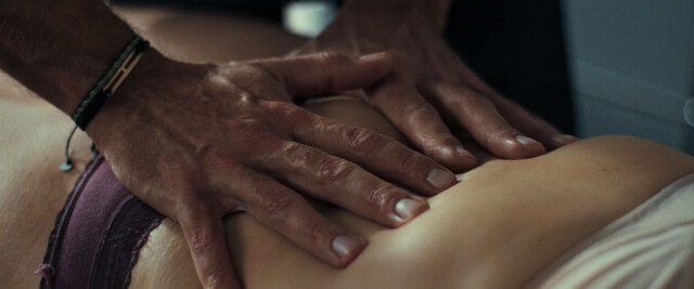 Laure Calamy nude – It's Raining Men (Iris et les hommes) (2023)