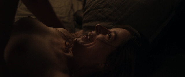 Laure Calamy nude – It's Raining Men (Iris et les hommes) (2023)