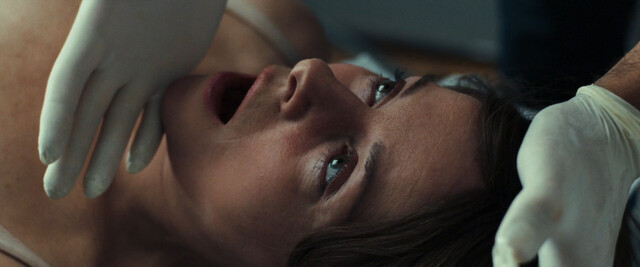 Laure Calamy nude – It's Raining Men (Iris et les hommes) (2023)