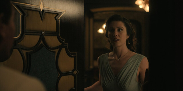 Mary Elizabeth Winstead sexy – A Gentleman in Moscow s01e04 (2024)