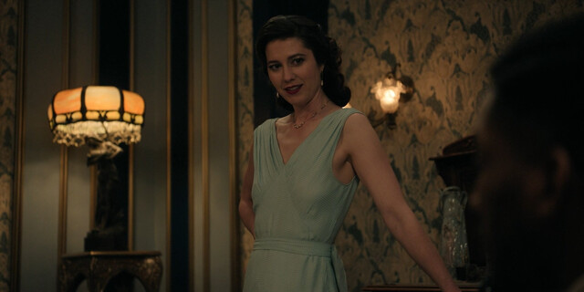 Mary Elizabeth Winstead sexy – A Gentleman in Moscow s01e04 (2024)