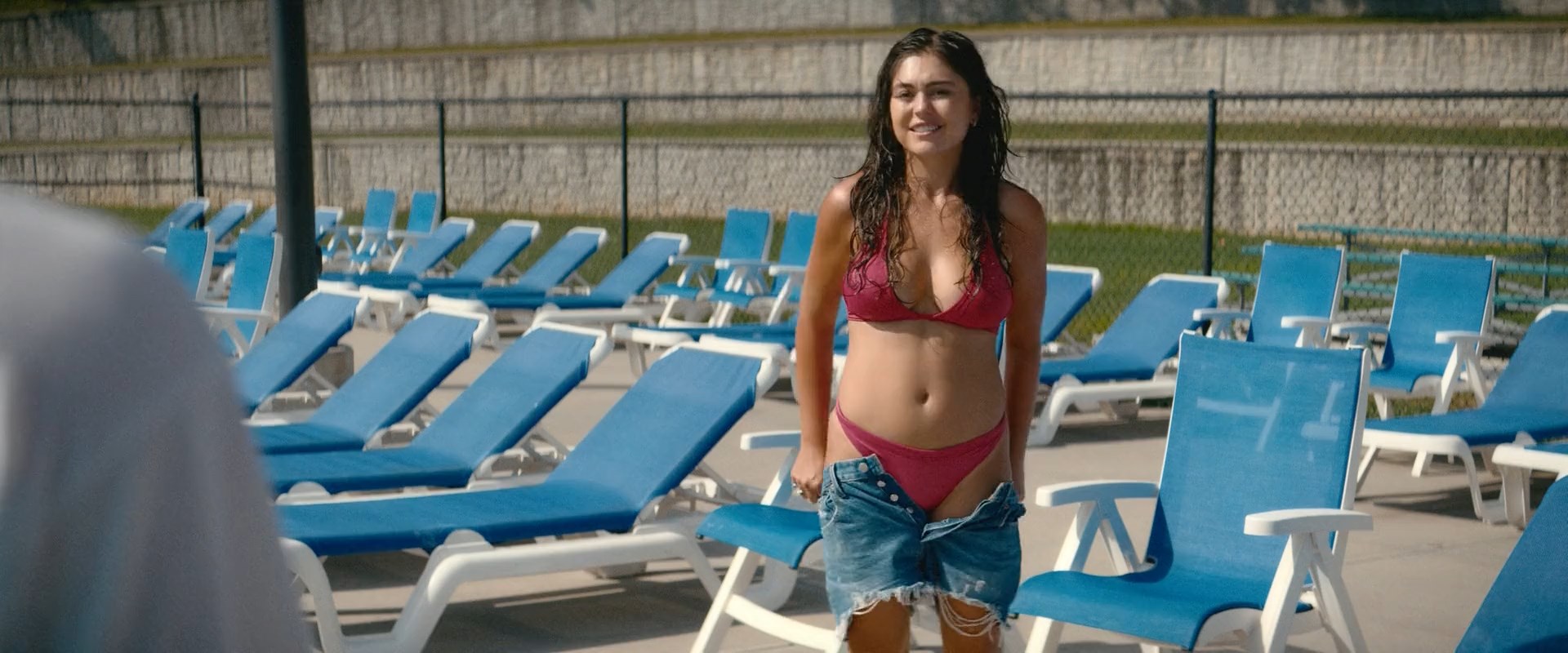 Mika Abdalla sexy – Snack Shack (2024)