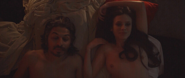 Natalia Coutinho nude – Encontros e Despedidas (2020)