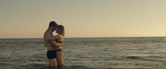 Lucy Boynton sexy – The Greatest Hits (2024)