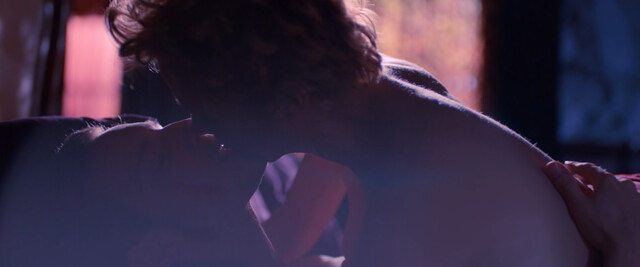 Annette Bening nude – Film Stars Don’t Die in Liverpool (2017)