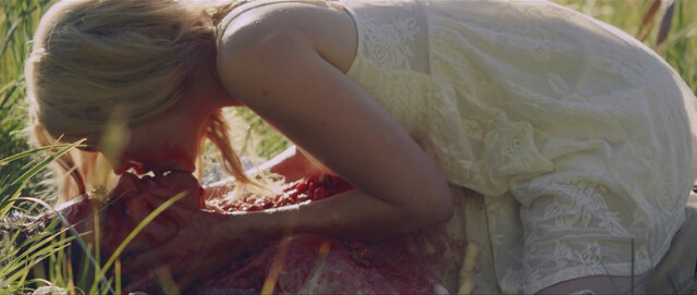 Madeleine Waters sexy – The orgasm (La Petite Mort) (2017)