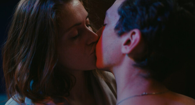 Maud Wyler nude – La fille de son père (2023)