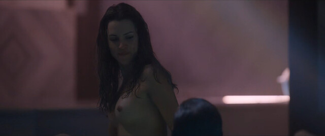 Maggie Civantos nude – La pasión turca s01e02-03 (2024)