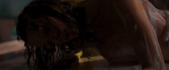 Maggie Civantos nude – La pasión turca s01e02-03 (2024)