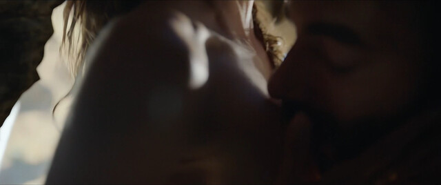 Maggie Civantos nude – La pasión turca s01e02-03 (2024)