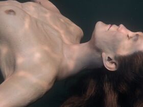 Unknown nude – 3 Body Problem s01e02-03 (2024)