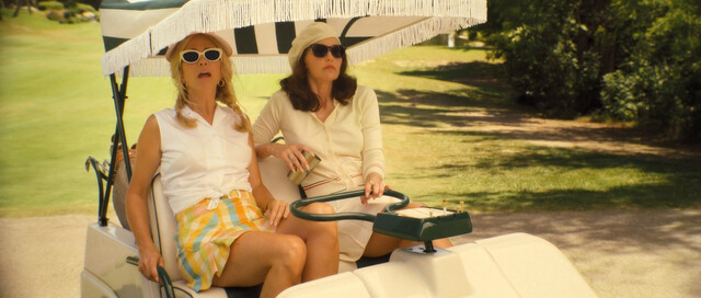 Kristen Wiig sexy – Palm Royale s01e05 (2024)