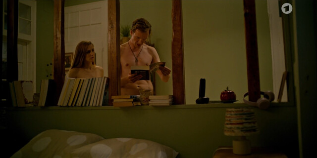 Lia Carvalho nude – Ein Krimi aus Portugal s01e02 (2024)