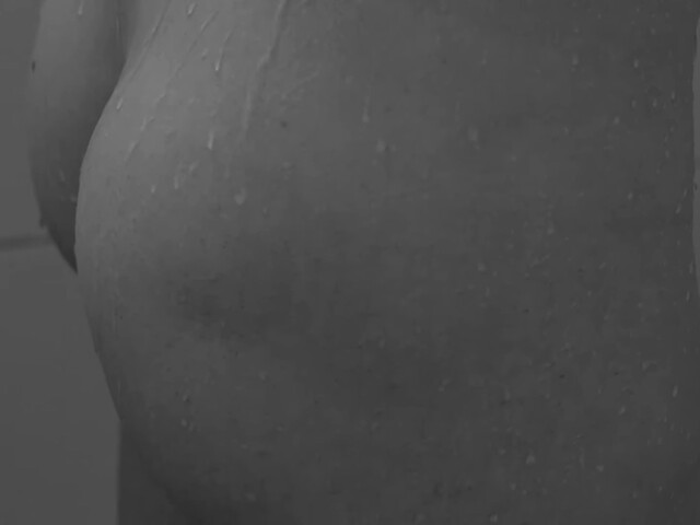 Natalia Plascencia nude – La cola de los patos (Paradise) (2022)