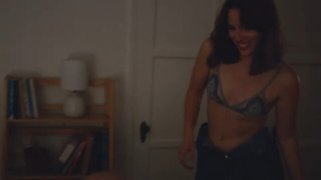 Annika Ellwanger-Chavez sexy – Bolognese (2022)