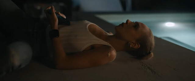 Juno Temple sexy – The Call (2020)