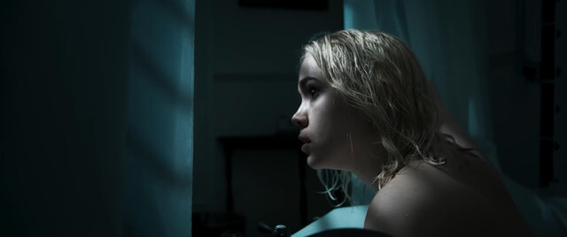 Cassandra Clare nude – Dry Drowning (2023)