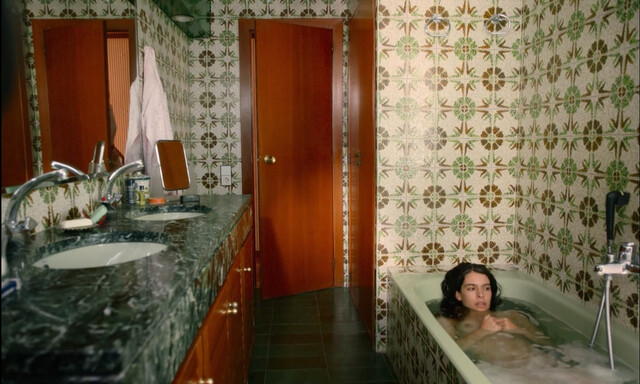 Claudia Traisac nude – The Last Night of Sandra M. (La última noche de Sandra M.) (2023)