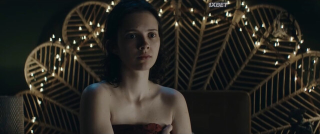 Andrea Vass nude, etc – Sphinx s01e01-02 (2024)