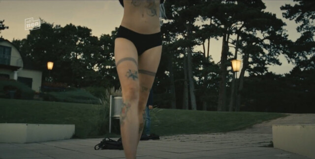 Lea Zoe Voss sexy – Am Anschlag - Die Macht der Kränkung s01e04 (2021)